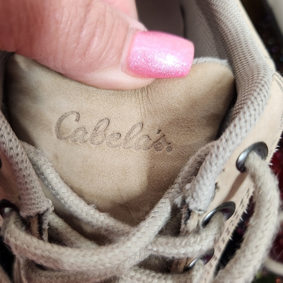 Cabela's Shoes - Picture 4 of 11